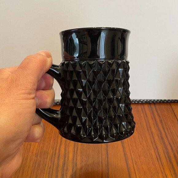 Vintage 1960's Tiara Indiana Black Diamond Point Glass Coffee/Tea Cups/Mugs x2 - Picture 7 of 8